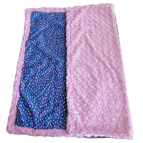 Hand Sewn Girls/Baby Blanket Blue Raindrops Pink - Picture 1 of 3